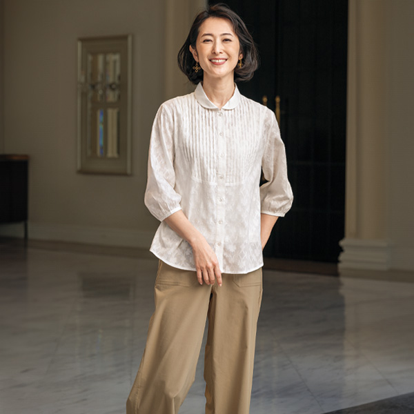 ピンタックジャカードブラウス