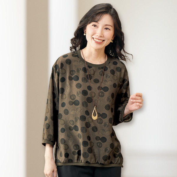 プリントオーバーブラウス