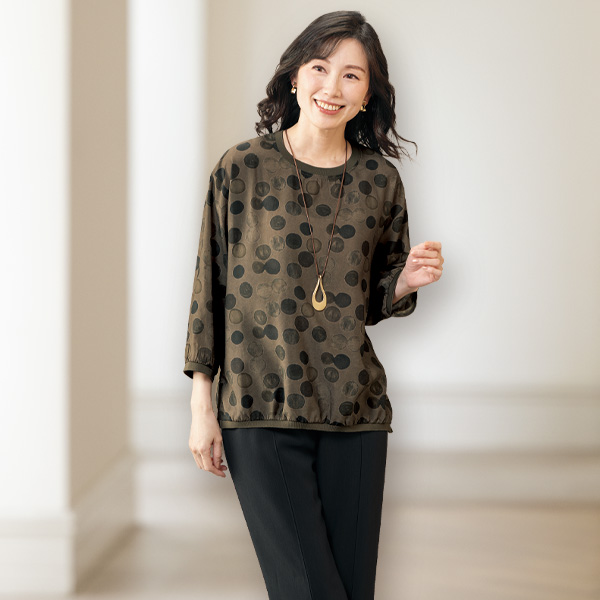 プリントオーバーブラウス