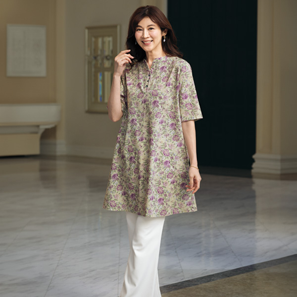 キーネック花柄チュニック