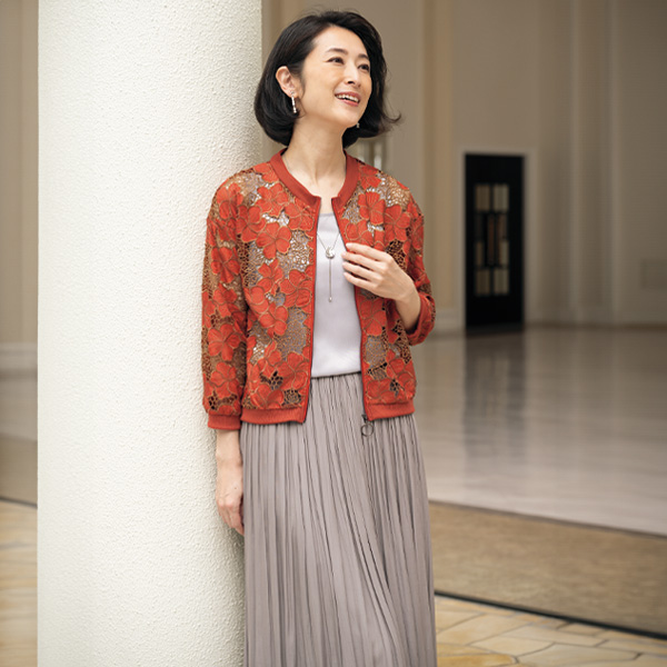 花柄総刺しゅうブルゾン