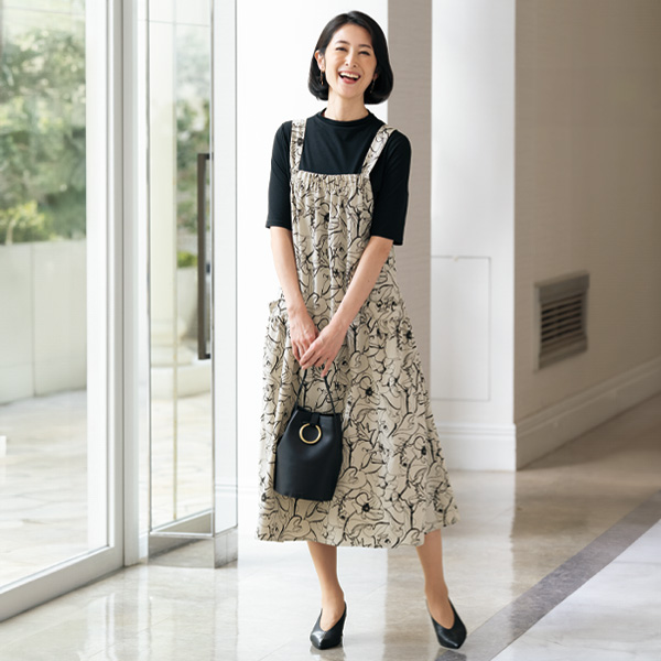 花柄プリントジャンパースカート