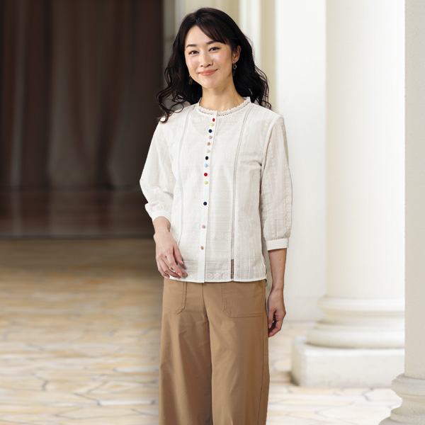 カラーボタン綿レース切替えブラウス
