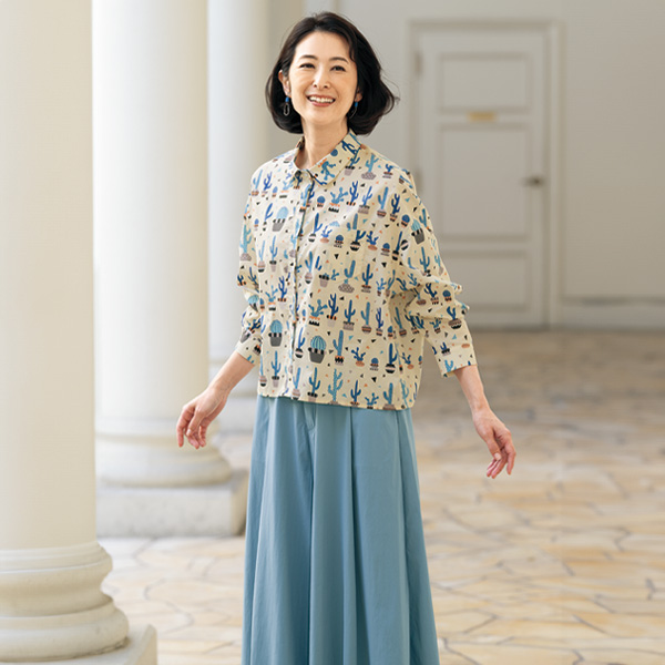 サボテン柄シャツブラウス