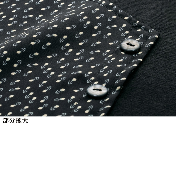 重ね着風デザインプルオーバー