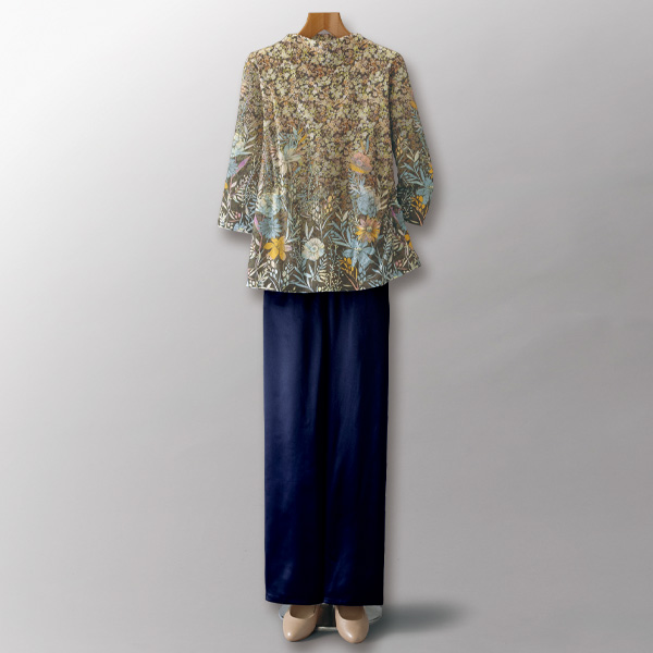 花柄パネルプリントカットソープルオーバー