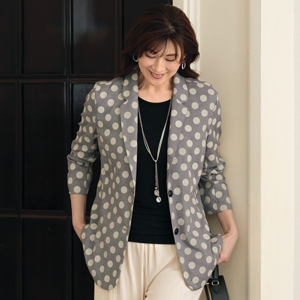 水玉柄テーラードジャケット