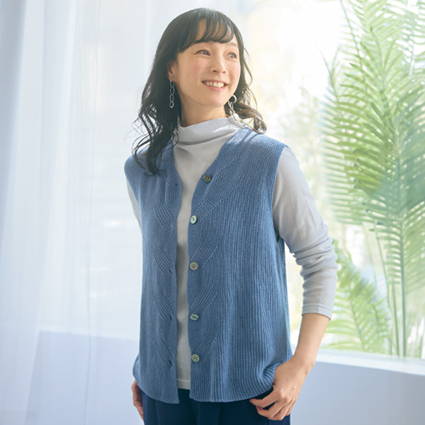 変化編みニットベスト
