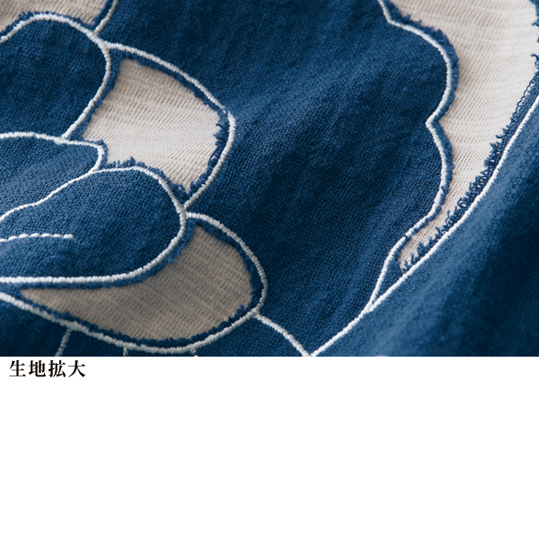 襟付花柄刺しゅうプルオーバー