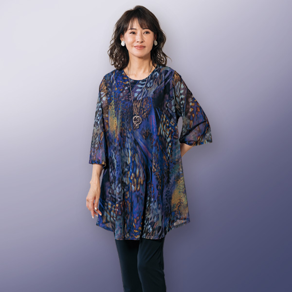 総柄プリントチュニックブラウス