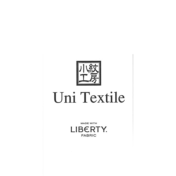 リバティプリントブラウス