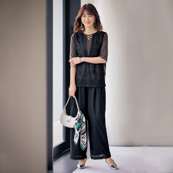 ペイズリー柄総刺しゅうワイドパンツ