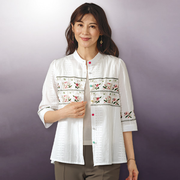 七分袖刺しゅうブラウス