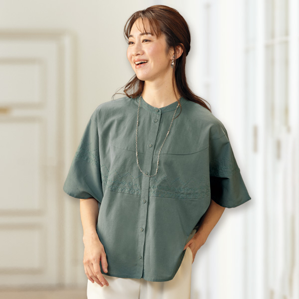 綿麻ヨーク切替え刺しゅう使いブラウス