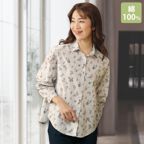 総柄プリントオーバーブラウス