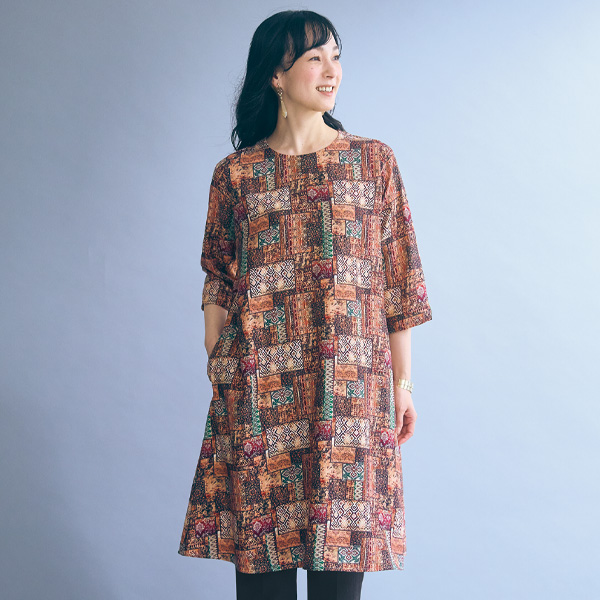 総柄プリントチュニックワンピース