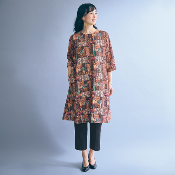 総柄プリントチュニックワンピース