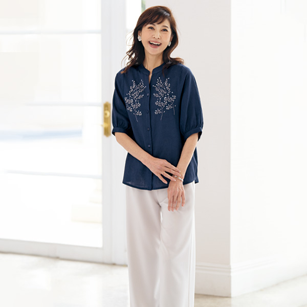 麻混刺しゅう使いブラウス