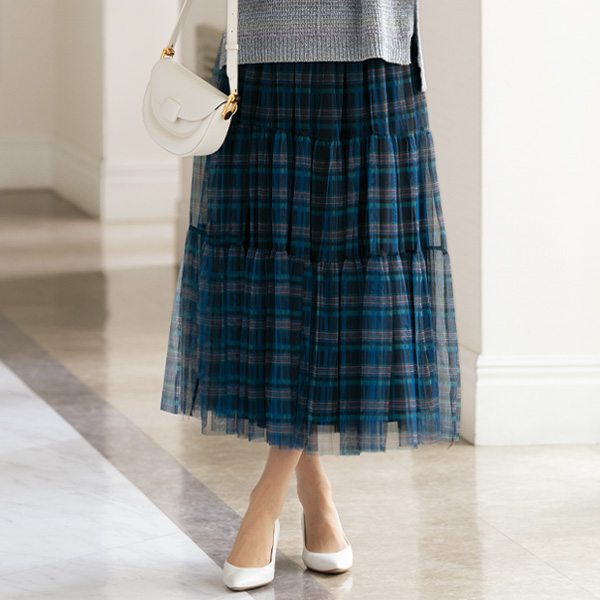 チェックチュールスカート