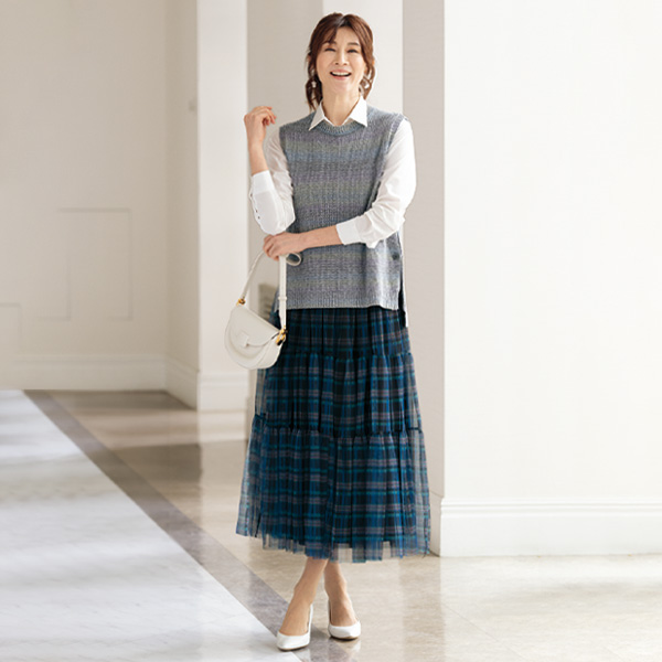 チェックチュールスカート