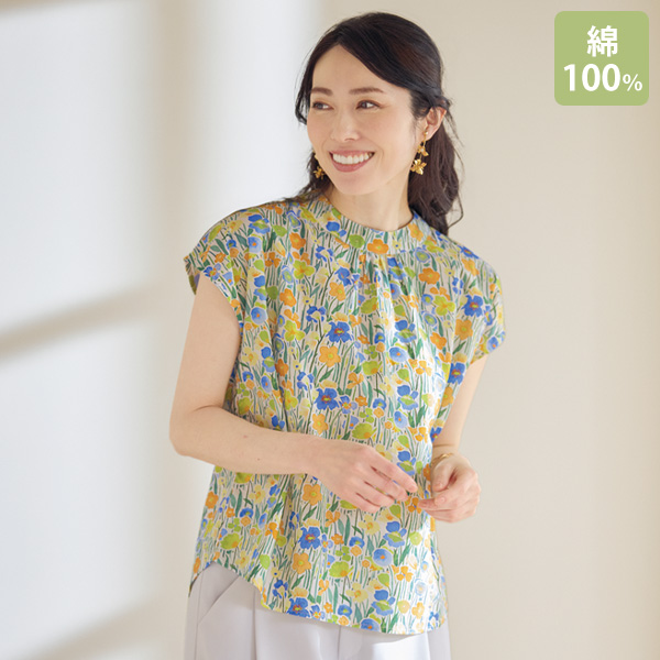 花柄プリントブラウス