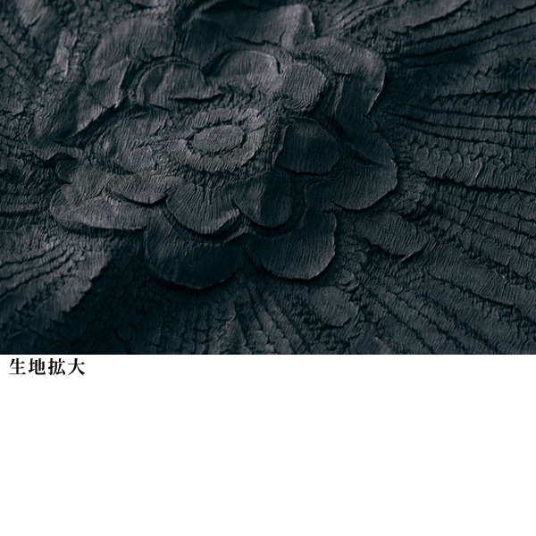 立体花モチーフプリーツプルオーバー