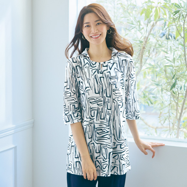 手書き風プリントカットソーチュニック