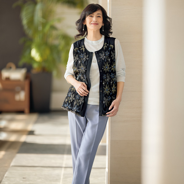 立体刺しゅうレースベスト