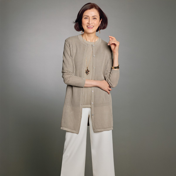 透かし編みロングニットカーディガン