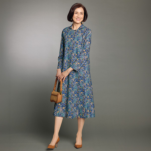 コットン花柄フレアワンピース