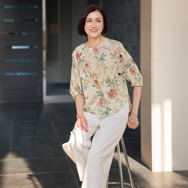 ヴィンテージフラワープリントブラウス