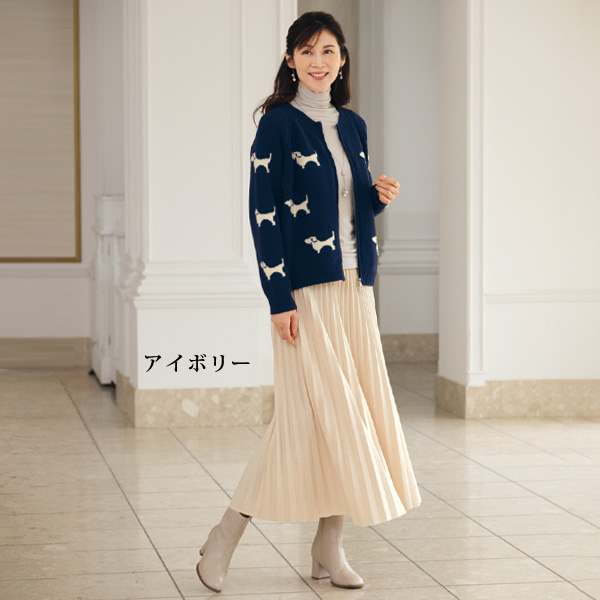 ラインストーン使いプリーツスカート
