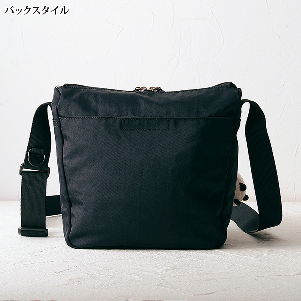 アヴォカ ショルダーバッグ AVOCA