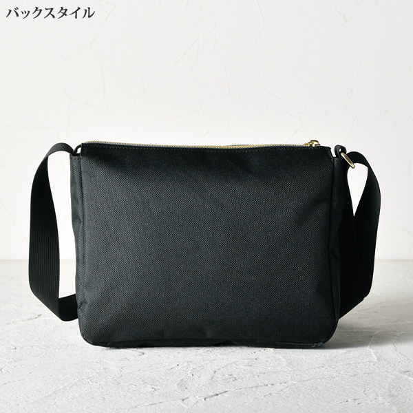 わちふぃーるど 軽量ショルダーバッグ WACHI FIELD