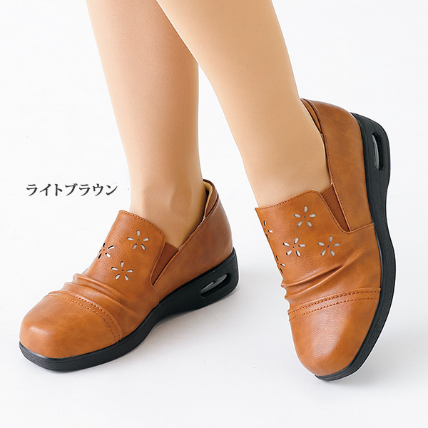 花モチーフパンチング エアソールウォーキングシューズ