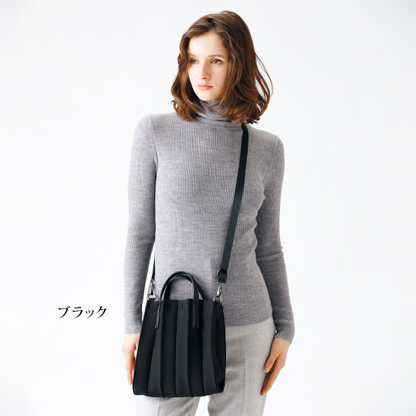 ネオプレン調プリーツ 2WAYショルダーバッグ