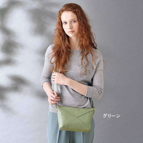 牛革クロスデザイン ショルダーバッグ