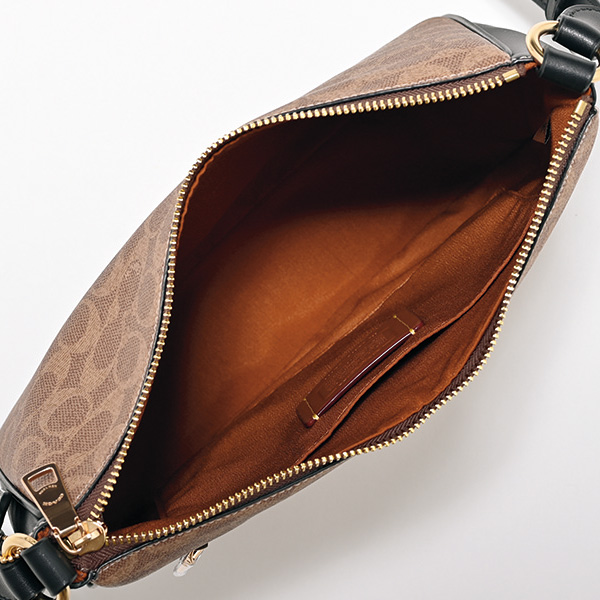 コーチ シグネチャーショルダーバッグ COACH