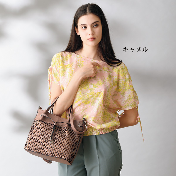 レーザーカットメッシュ2WAY手提げバッグ
