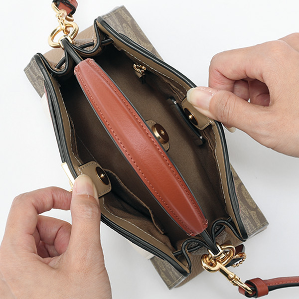 コーチ レザー＆シグネチャー2WAY手提げ COACH