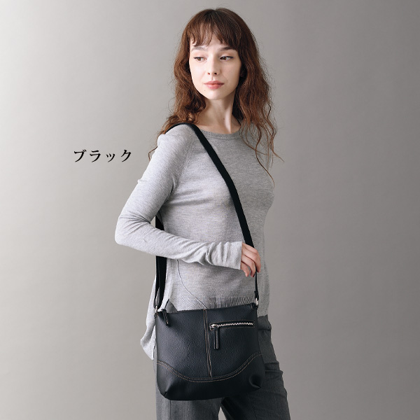 ステッチデザインショルダーバッグ
