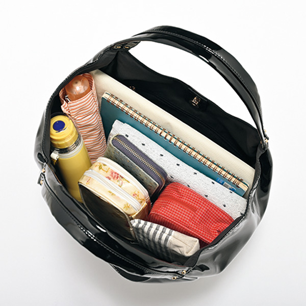 エナメル調ソフト素材バルーンバッグ