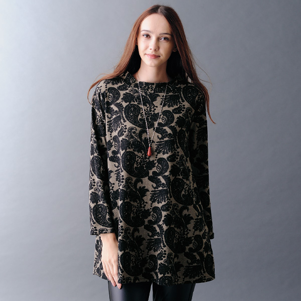 総柄プリントプルオーバー