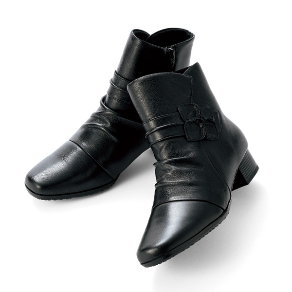 山羊革モチーフ付 サイドファスナー ショートブーツ