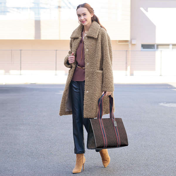 コーチ 新作シグネチャートートバッグ COACH
