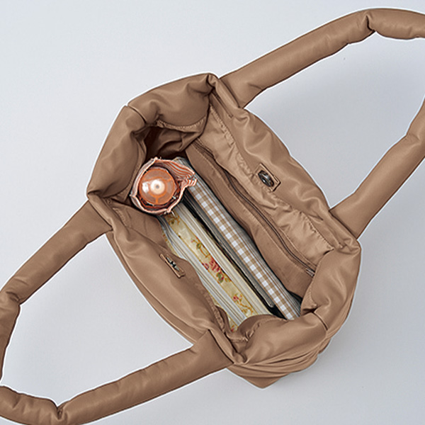 ラムレザーキルトトートバッグ