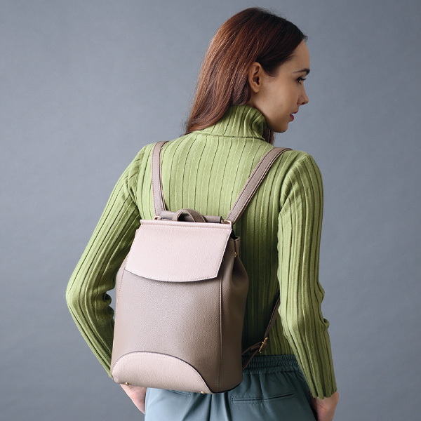 配色かぶせ2WAYリュック