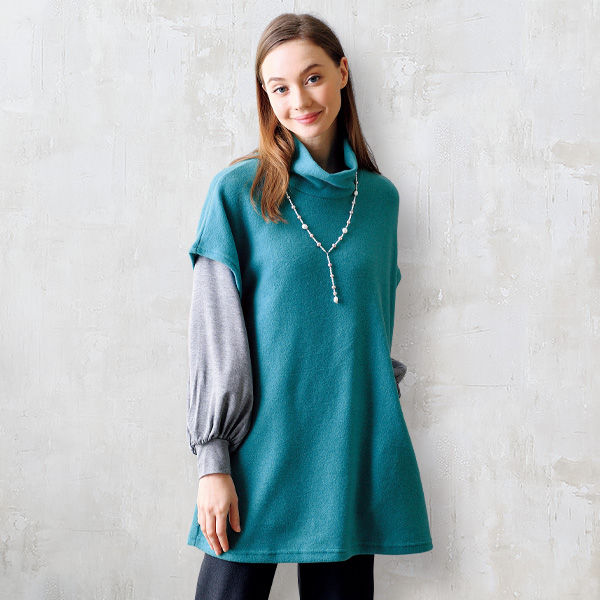 ポケット付き起毛素材ポンチョ