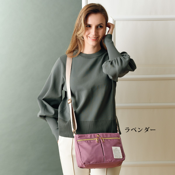 荷物がきちんと整理できるショルダーバッグ