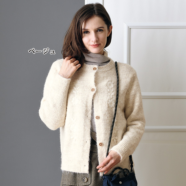 刺しゅう入り丸首ニットカーディガン